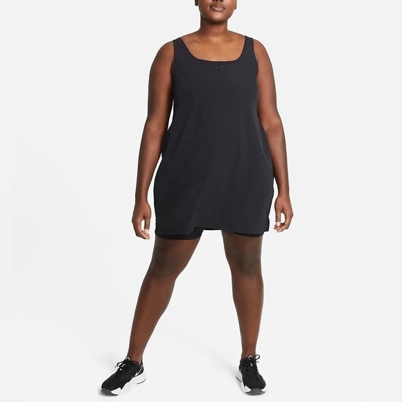 NEW Nike Plus Size Bliss Luxe Training Workout Dress with Built-In Bodysuit - Picture 1 of 6